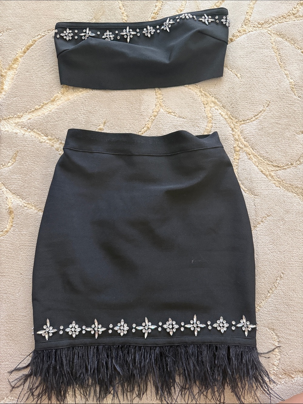 superdown Black Embellished Feather-Hem Pencil Skirt
